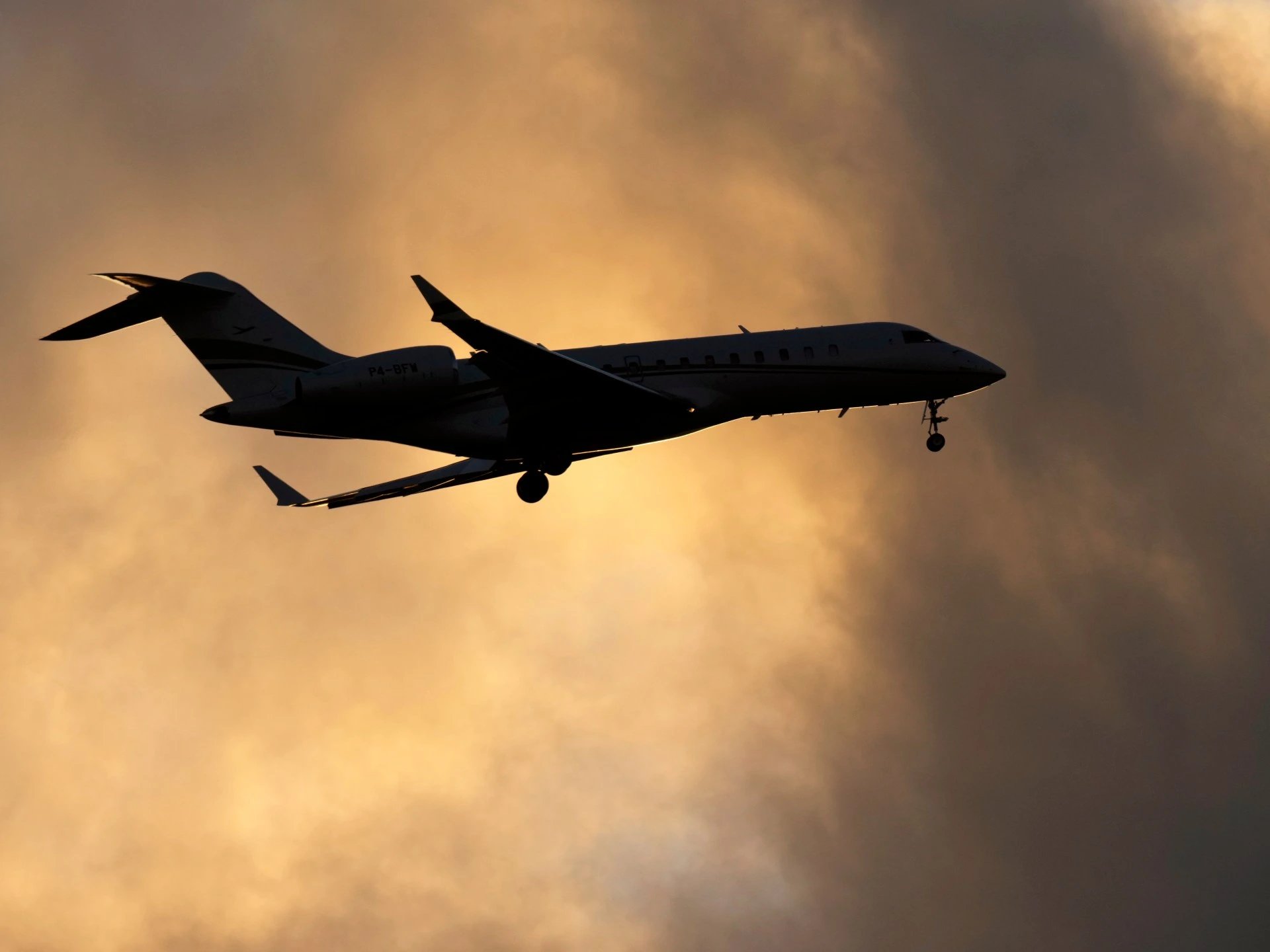 Трамп угрожает запретить продажи Bombardier в США, если самолёты не будут производиться в Америке