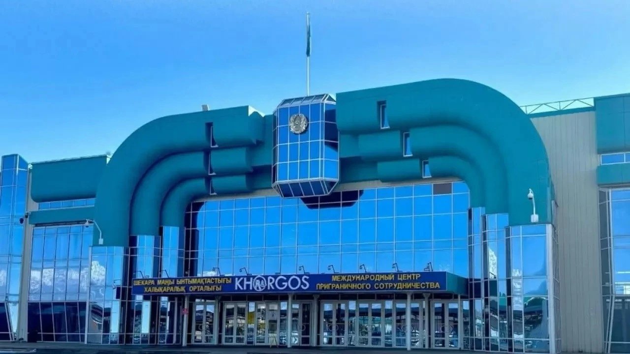 Kazakhstan and China sign Khorgos security and driver's licence agreements