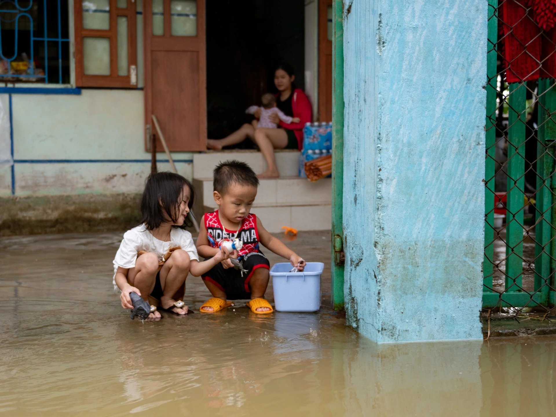 UNICEF: Climate hazards disrupted schooling for 171 million students in 2025