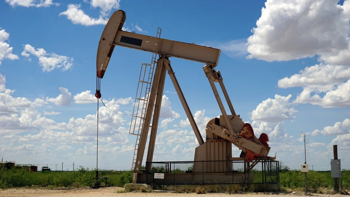 Kazakhstan budget projects oil at $70 per barrel for 2027-2029