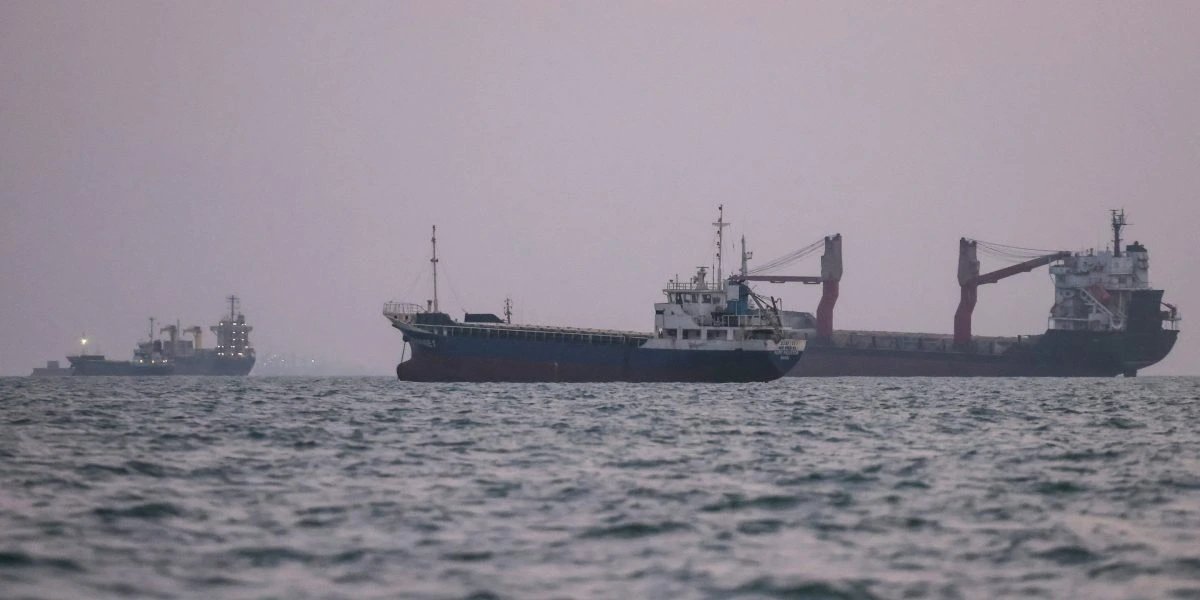Oil prices fall 2.9% as Iran-GCC talks raise Hormuz reopening hopes