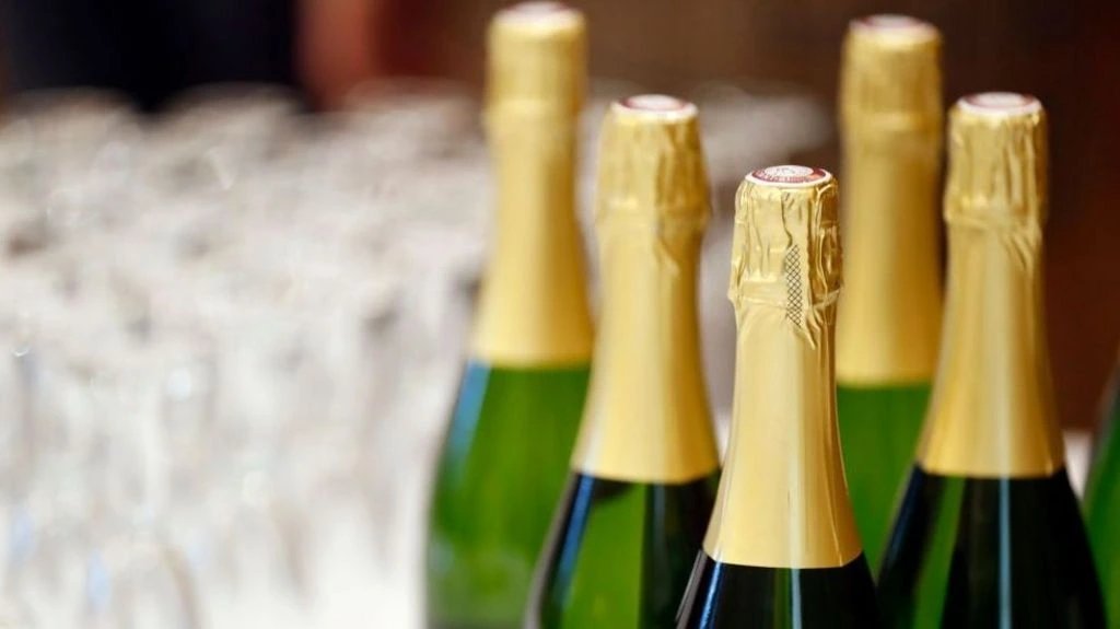 France lifts champagne alcohol cap to 15% after record heatwave