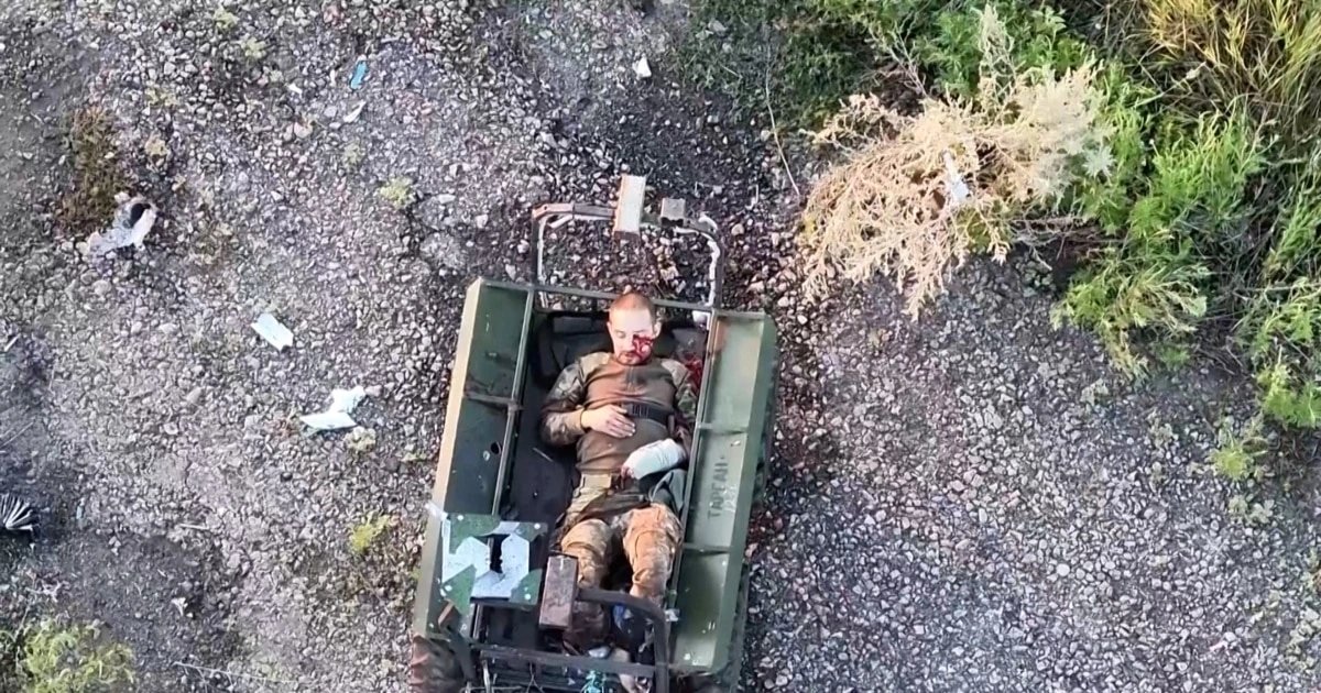 Ukrainian commander Vladyslav Polskiy receives Hero of Ukraine for frontline rescue