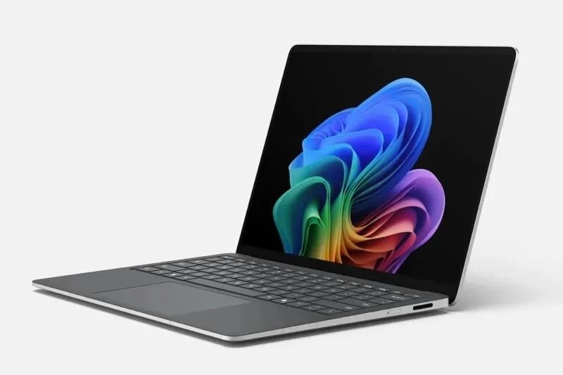 Microsoft patches 974 security flaws, a monthly record