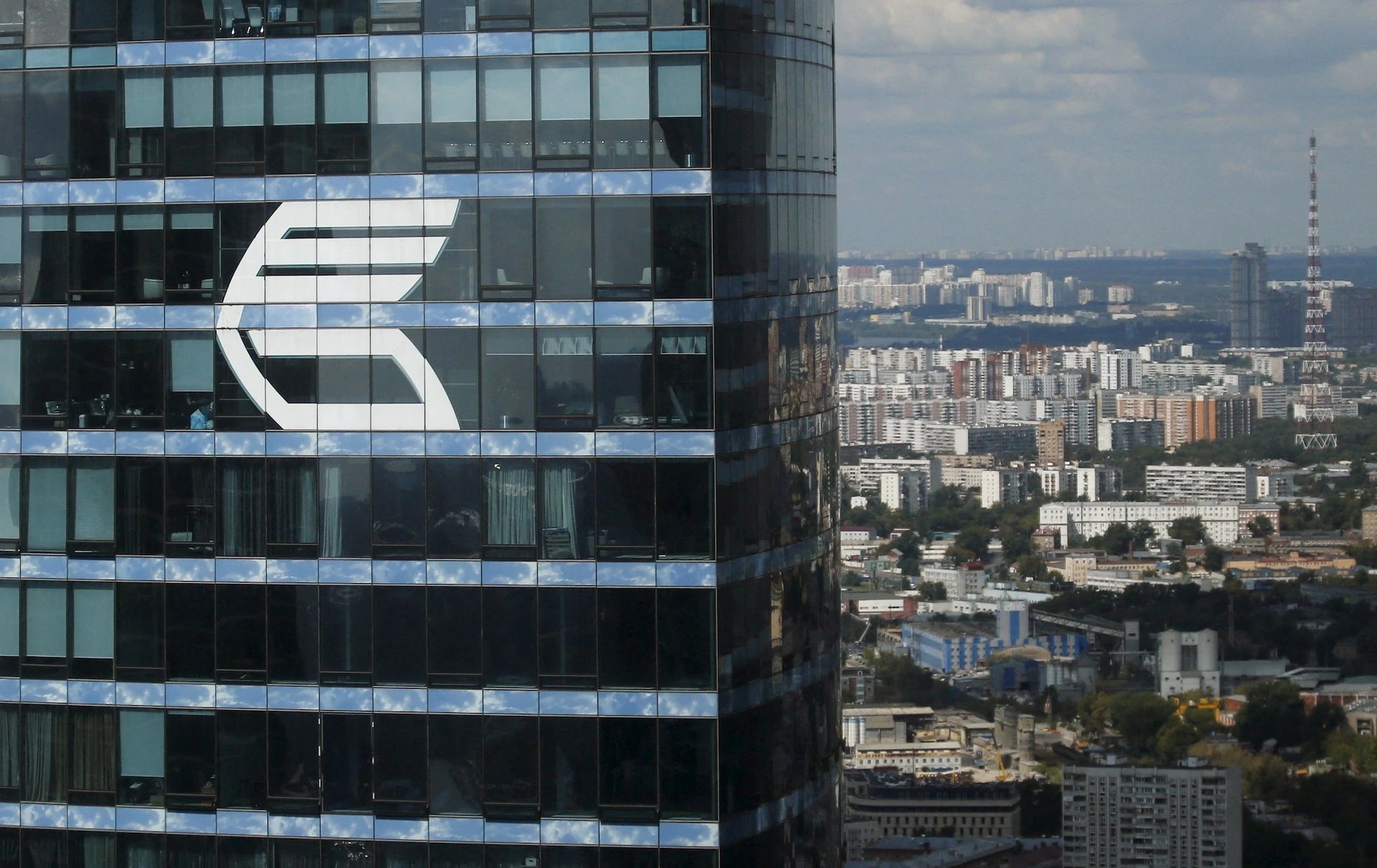 US Treasury adds Russia's VTB to Iran sanctions list