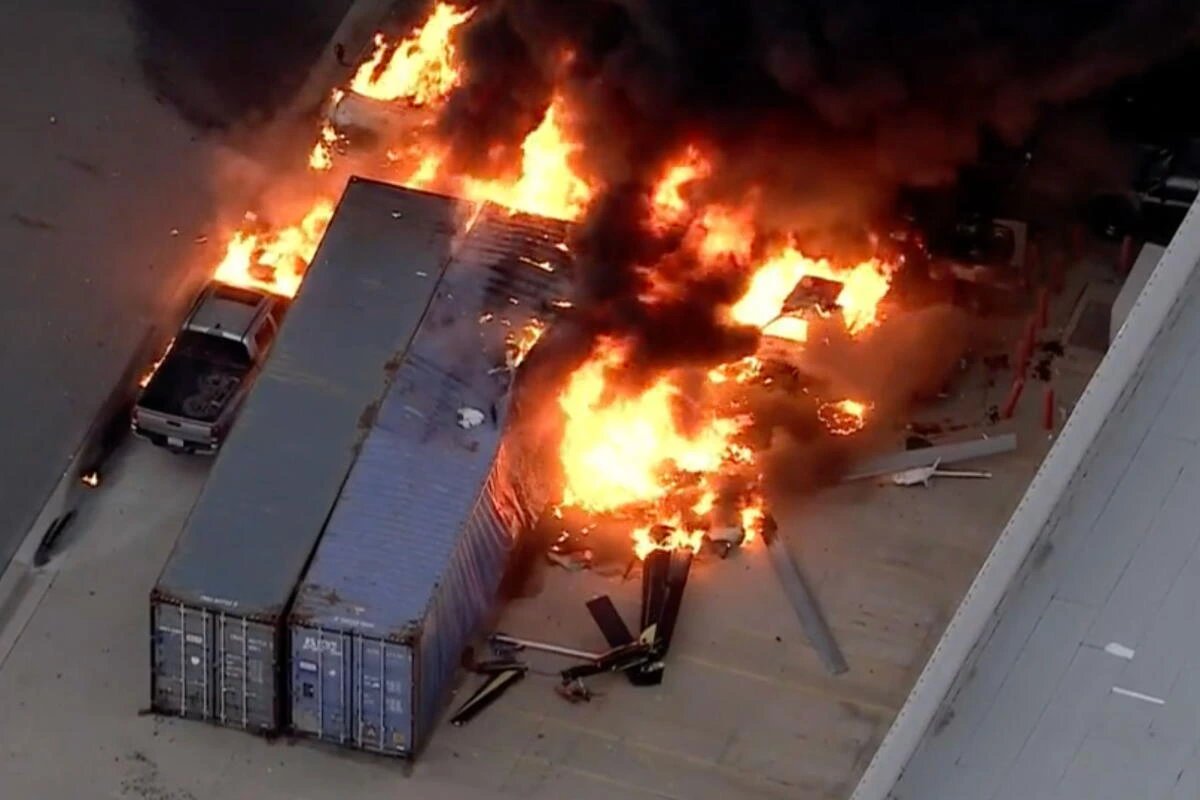 Helicopter crash in Los Angeles kills one, injures three