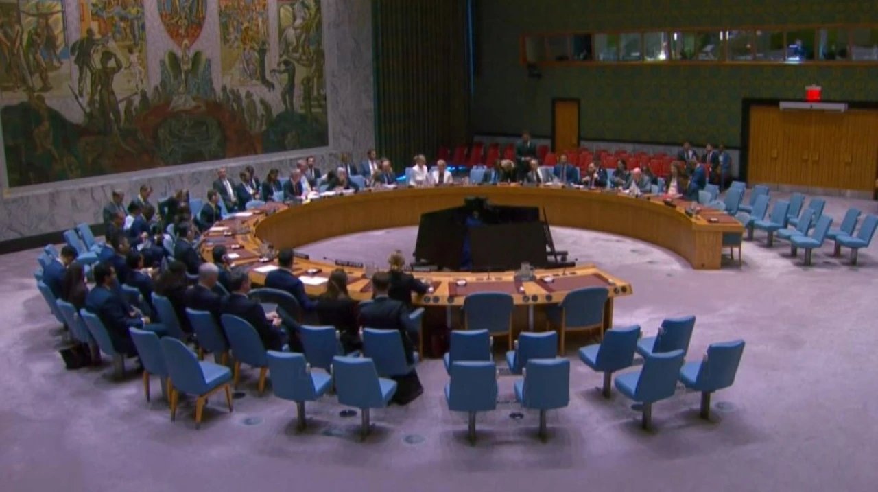 UN Security Council holds emergency session on Yemen as Houthis seize Red Sea islands