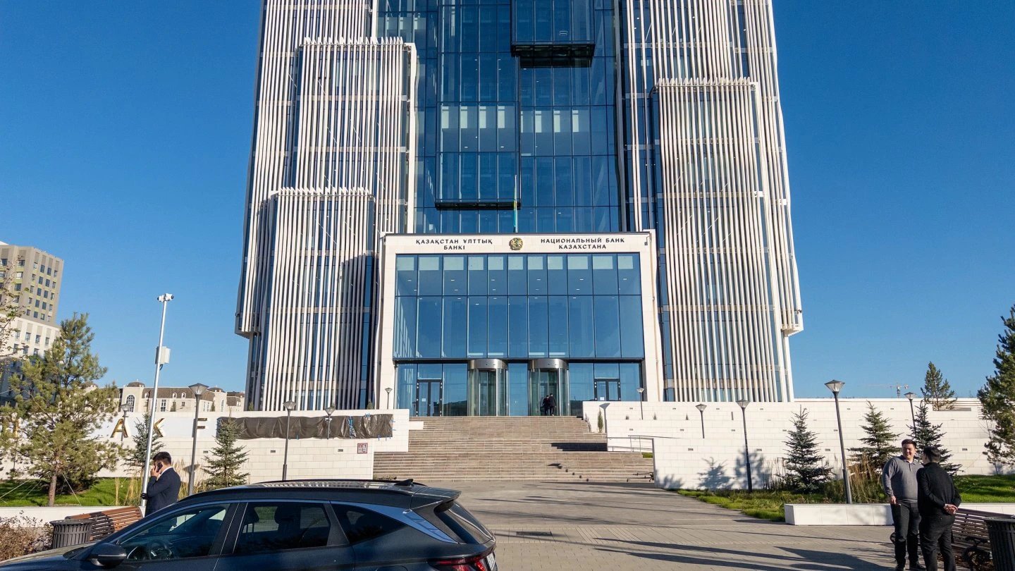 Инвестдоход Нацфонда Казахстана почти сравнялся с нефтяными налогами в I полугодии 2026 года