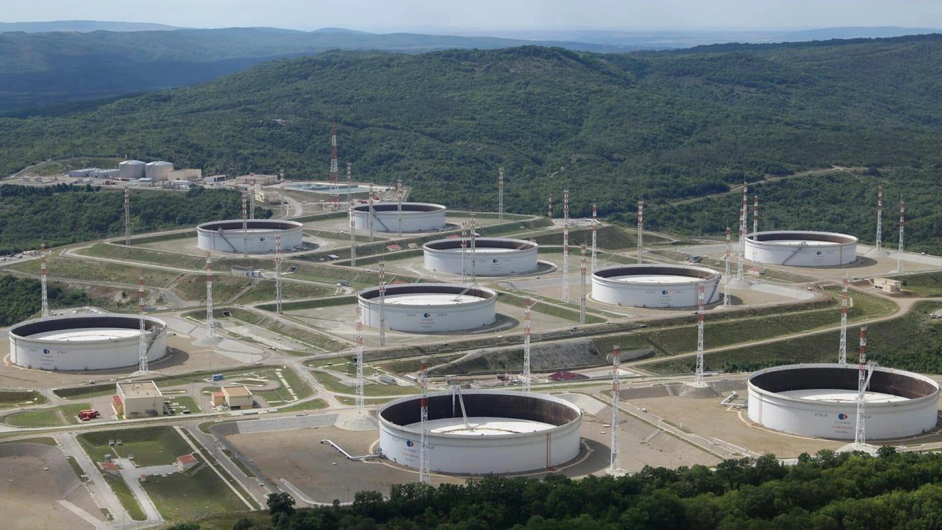 Атаки на КТК снизили добычу и экспорт нефти в Казахстане — вице-министр