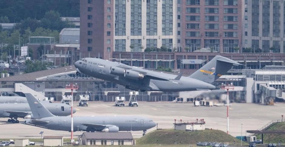 Pentagon weighs cutting up to 40,000 US troops in Europe