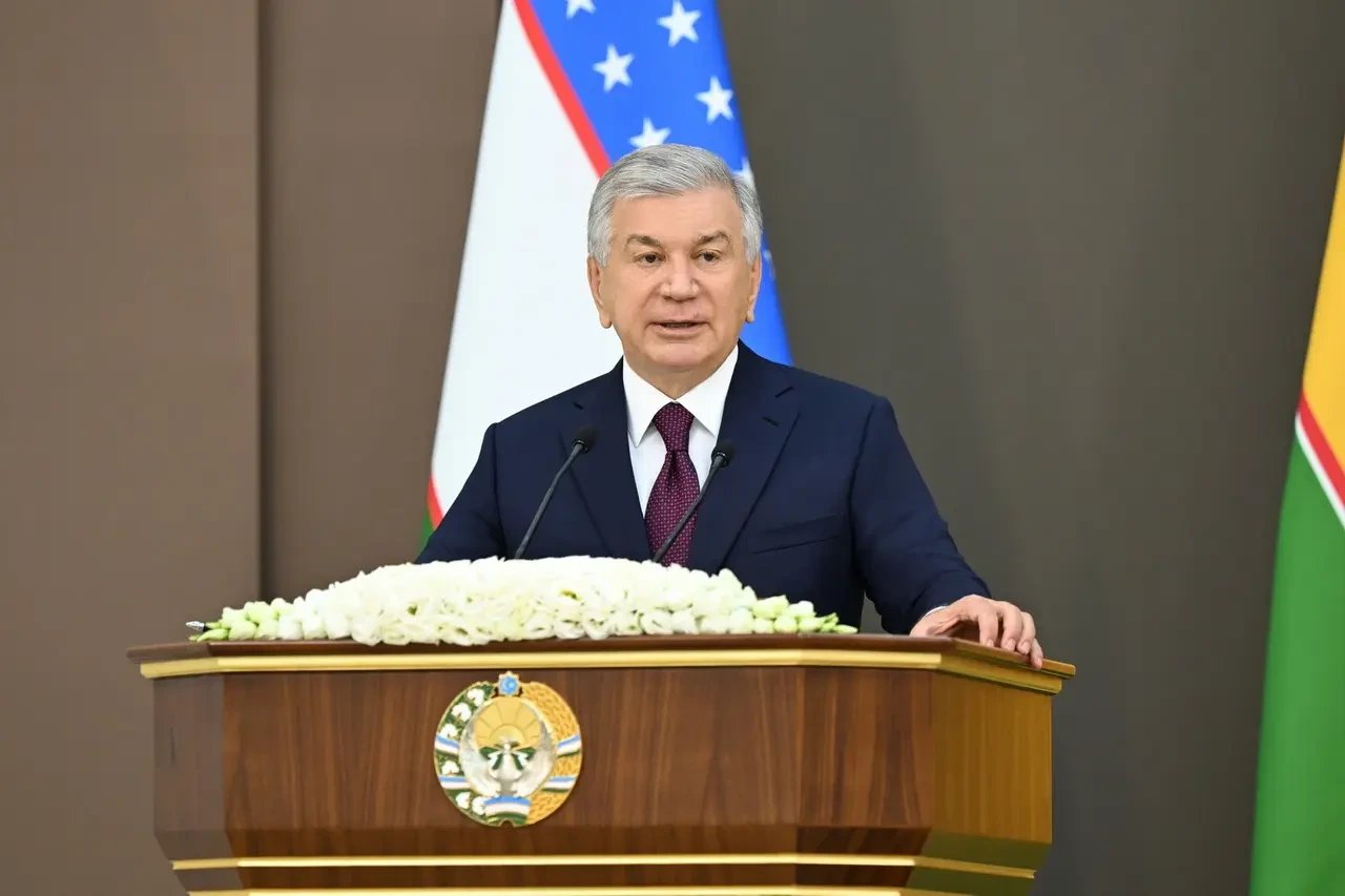 Мирзиёев поручил забетонировать каналы в Каракалпакстане для сокращения потерь воды на 38%