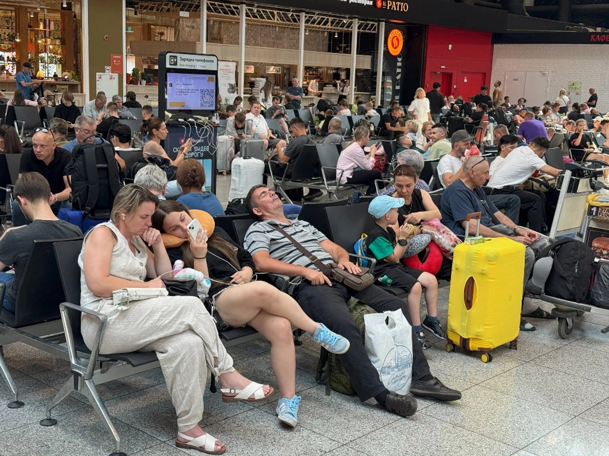 Атака дронов нарушила более 150 рейсов в Шереметьево