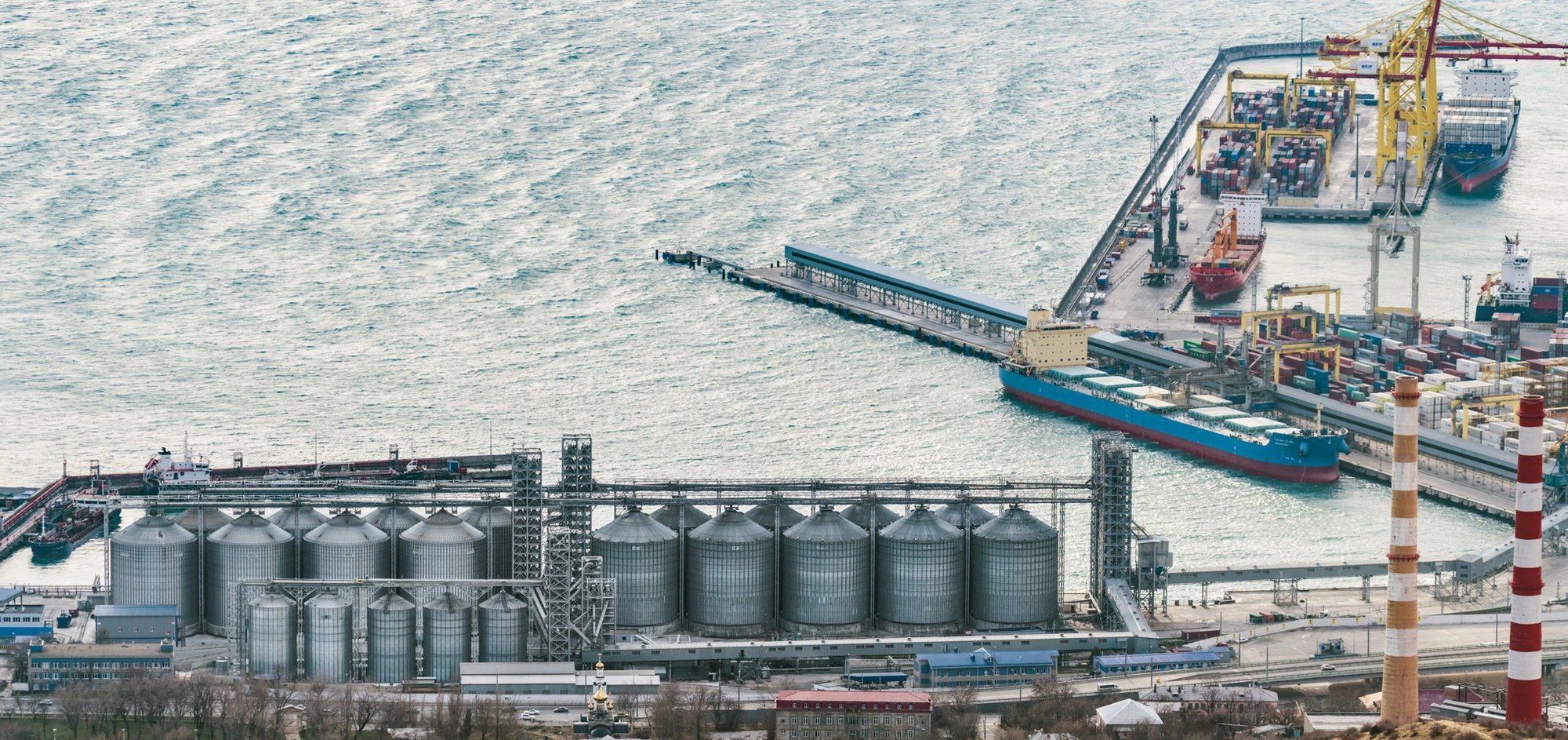 Блокада Черного моря грозит продовольственным кризисом зависимым странам – Bloomberg