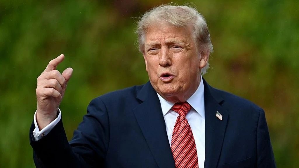 Трамп раскрыл продажу акций Microsoft на сумму от $6,5 млн до $31 млн