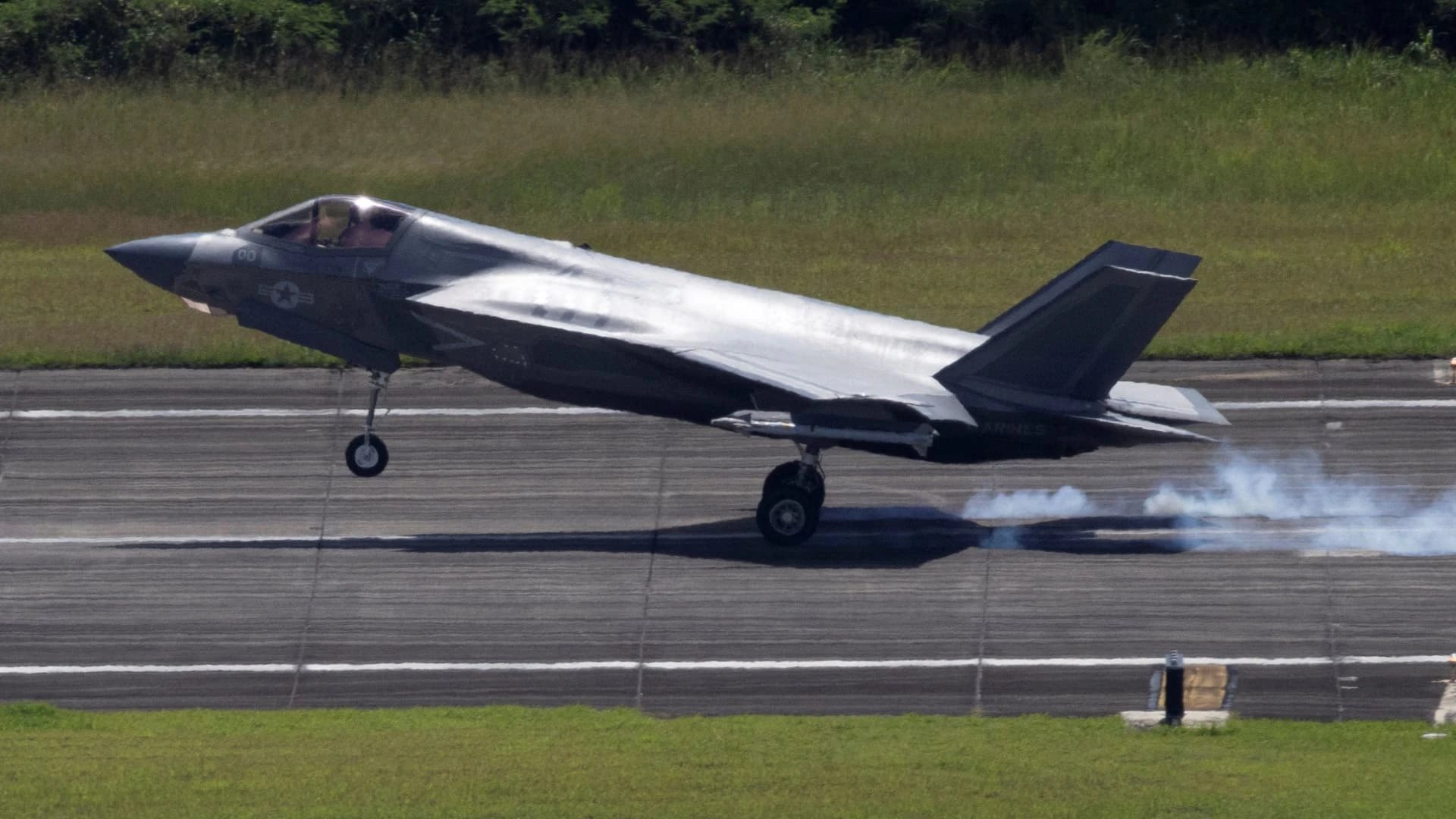 Китайские власти, по сообщениям, получили компоненты F-35, перенаправленные в Гонконг