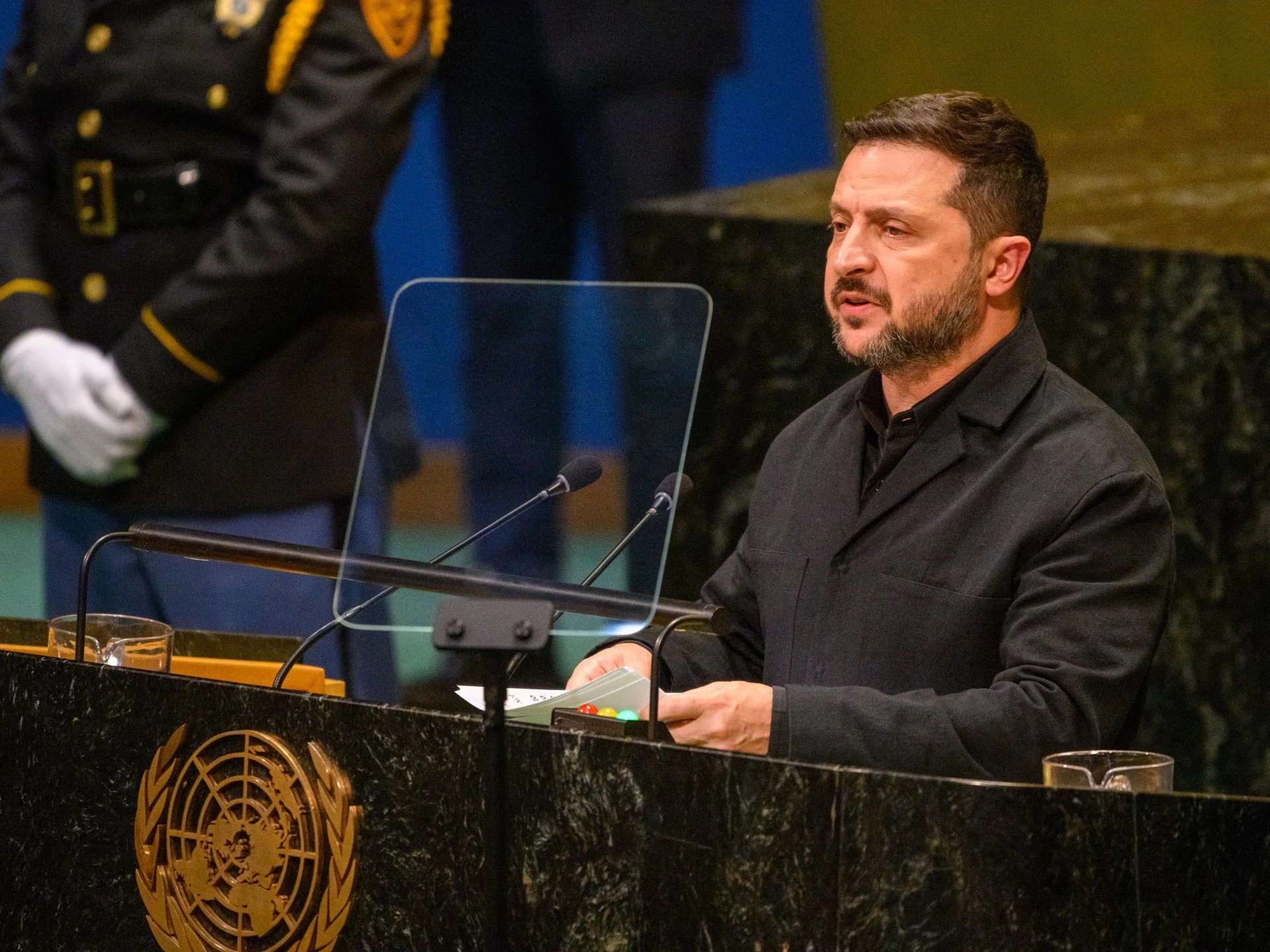 Зеленский заявил, что Украина отправила двух северокорейских военнопленных в Южную Корею