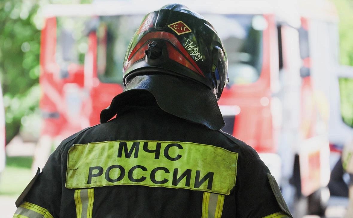Yaroslavl governor announces state of emergency after fireworks warehouse fire kills 10