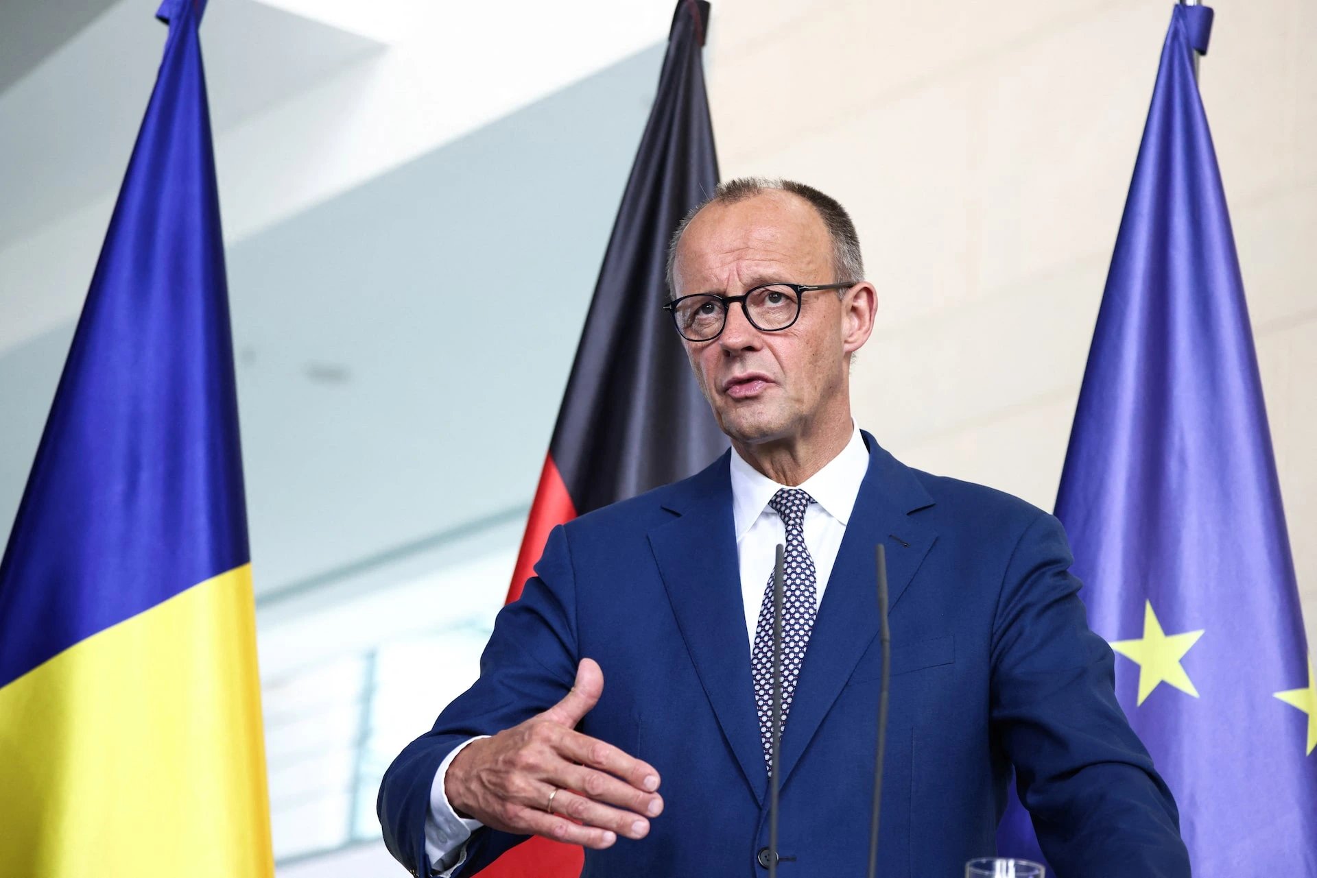 Германия канцлері Мерц Украинаға қосымша әуе қорғанысы жүйелерін іздеуде