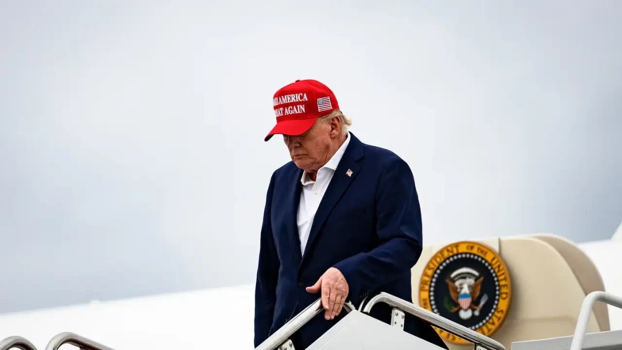 Трамп келісім болмаса Иранға әуе соққыларын қайта бастаумен қорқытты