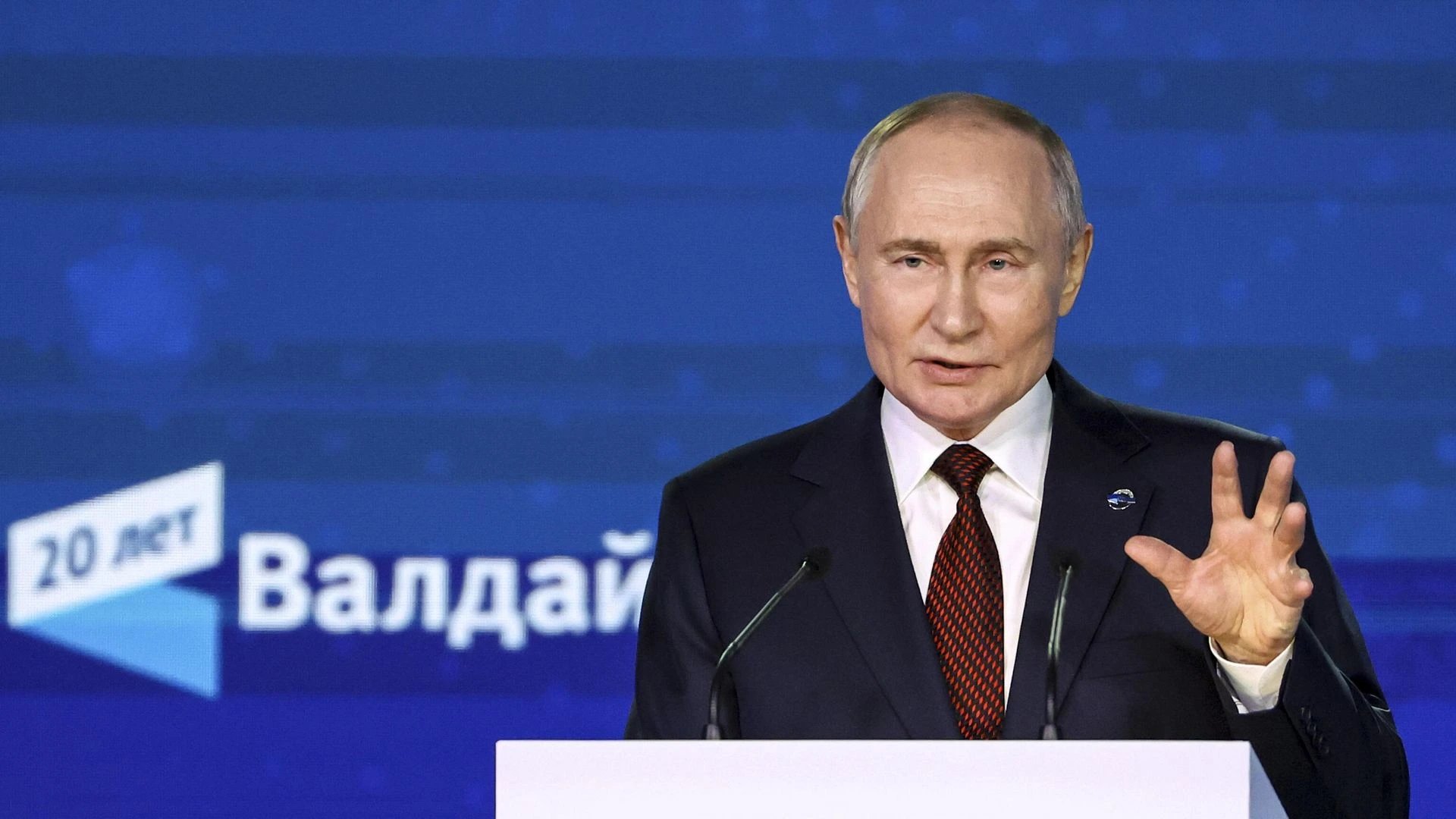 Путин предупредил о применении всего арсенала при нападении на Калининград