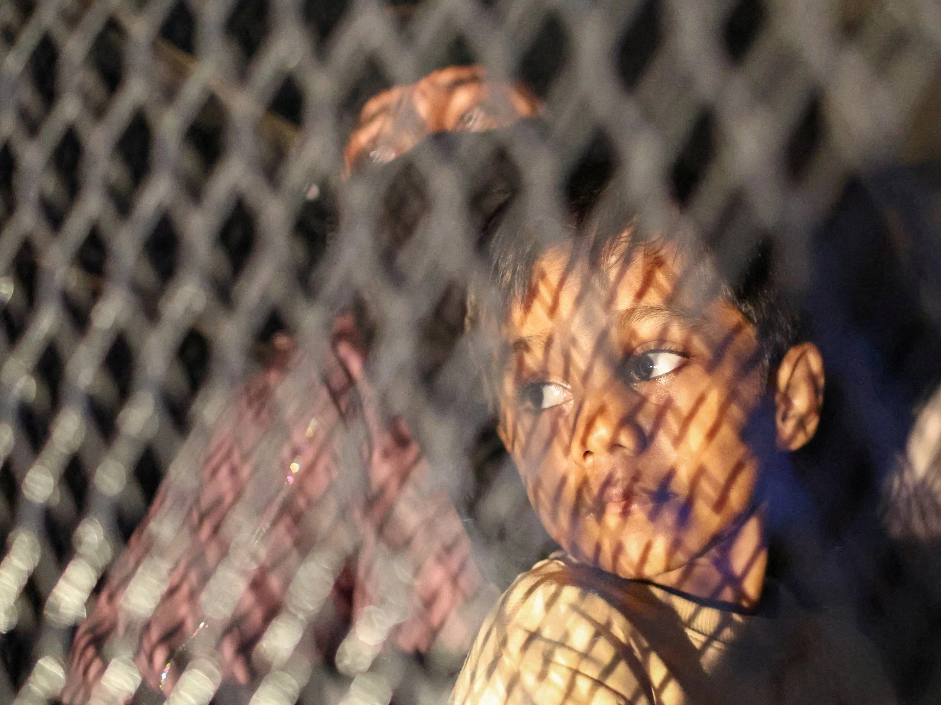 Malaysia deports 1,500 Myanmar refugees under military repatriation deal