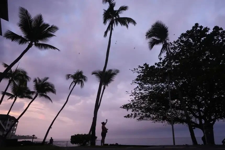 Hurricane Nolo to bring up to 16 inches of rain to Hawaii through Sunday