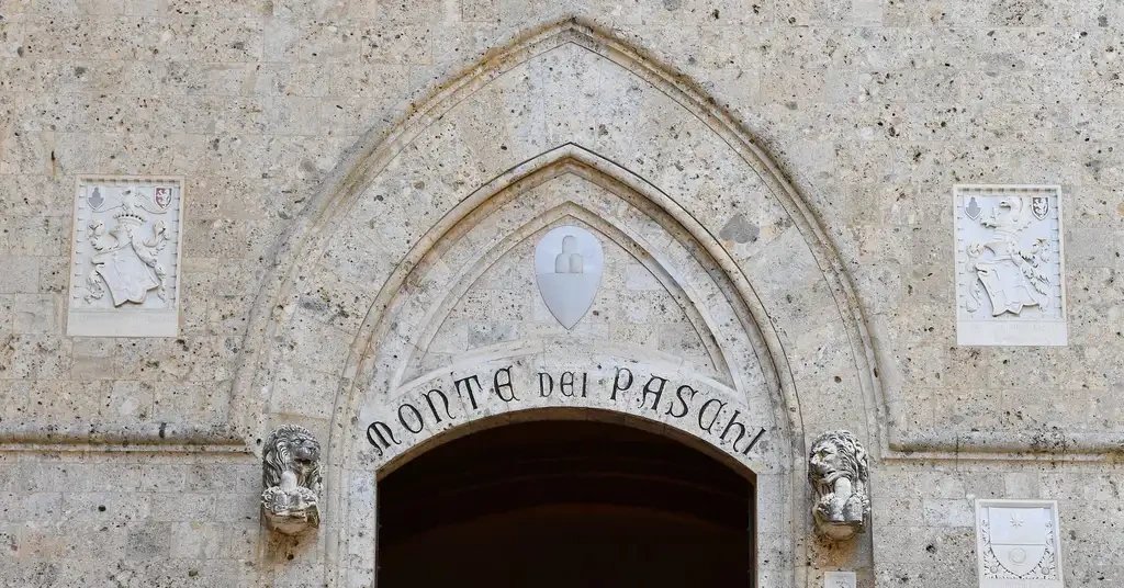 Intesa Sanpaolo raises MPS offer by €800 million, warns of withdrawal
