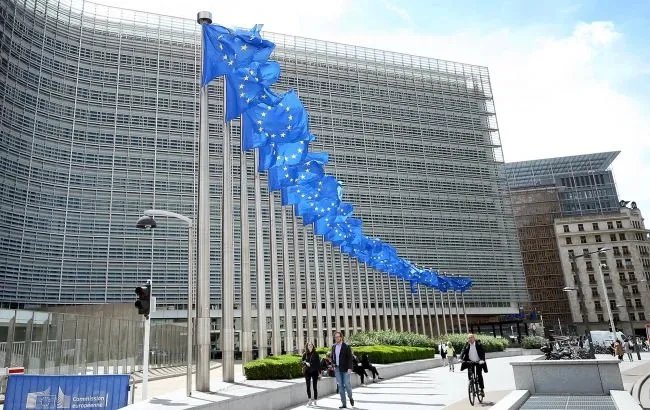 EU rejects Russian threats, keeps diplomatic mission in Kyiv
