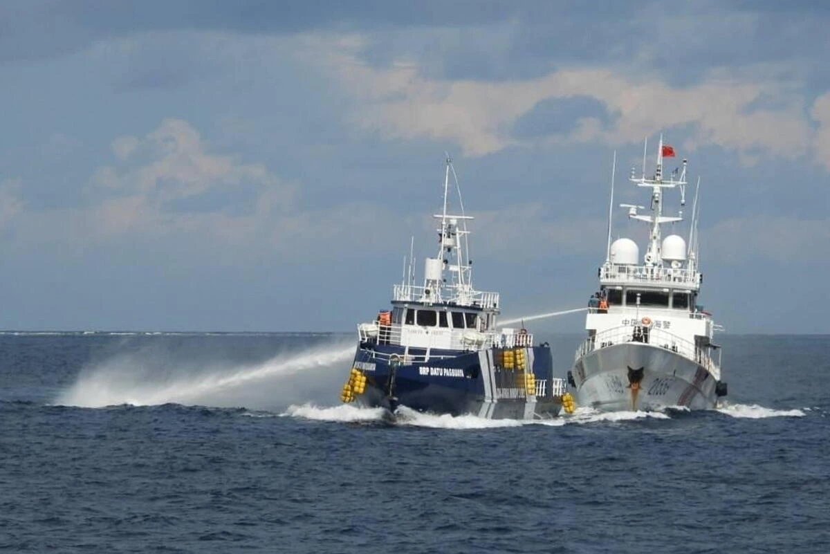 Philippines Says Chinese Vessels Blocked Patrol Near Thitu Island