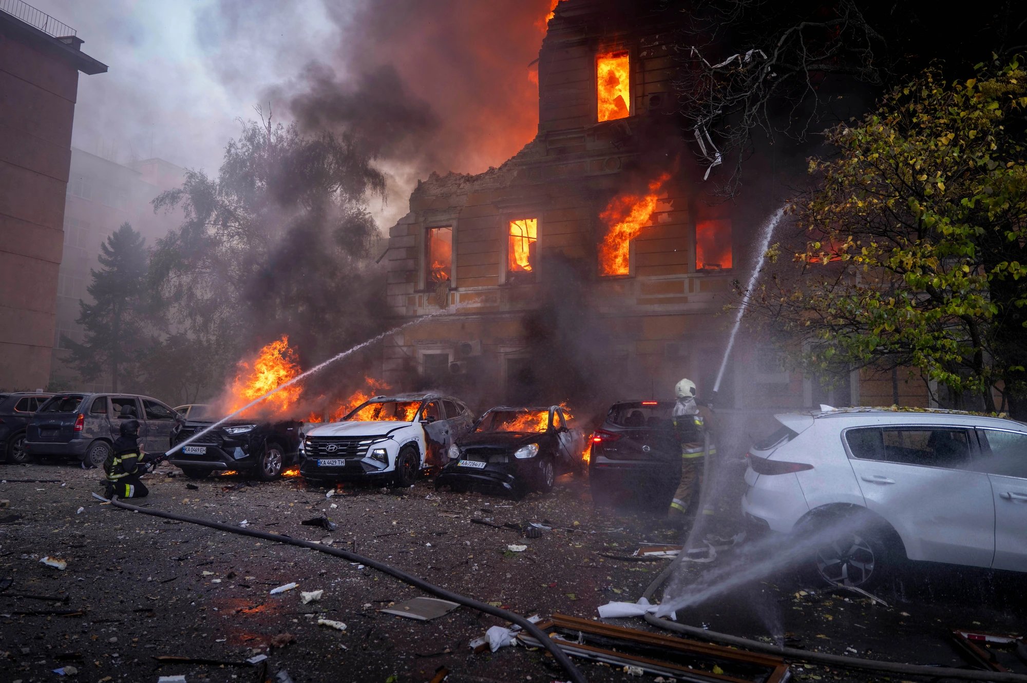 Russian strike damages National Academy of Sciences building in Kyiv, killing two